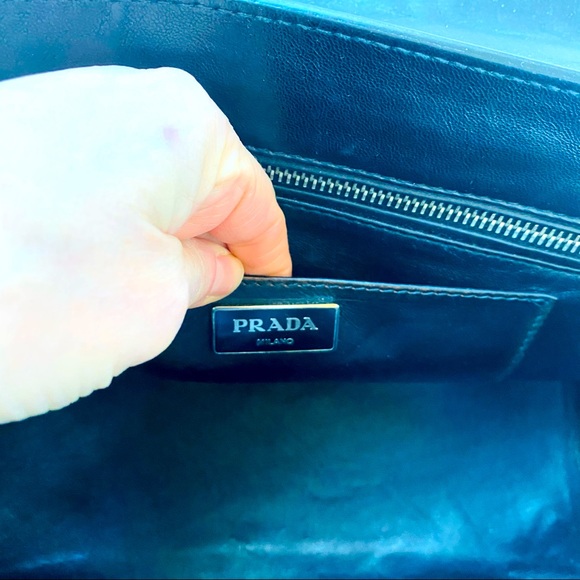 Prada Vitello Vintage Twin Pocket Satchel Bag, Black (Nero). - Picture 12 of 17